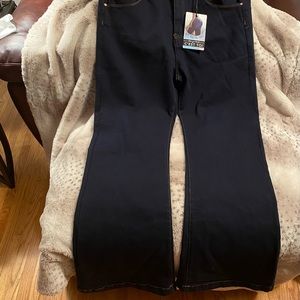 C’Est Toi 2XL Mid Rise Flare Dark Blue Jeans!